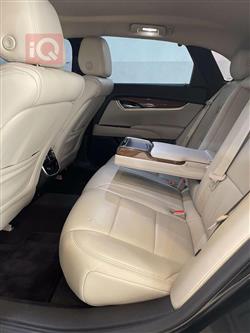 كاديلاك XTS